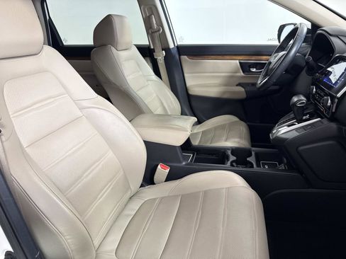 Used 2017 Honda CR-V Touring image 11