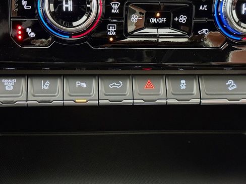 New 2026 GMC Sierra 3500 Denali Ultimate image 38