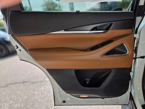 Used 2023 INFINITI QX60 Sensory w/ Cargo Package AWD/4WD image 20