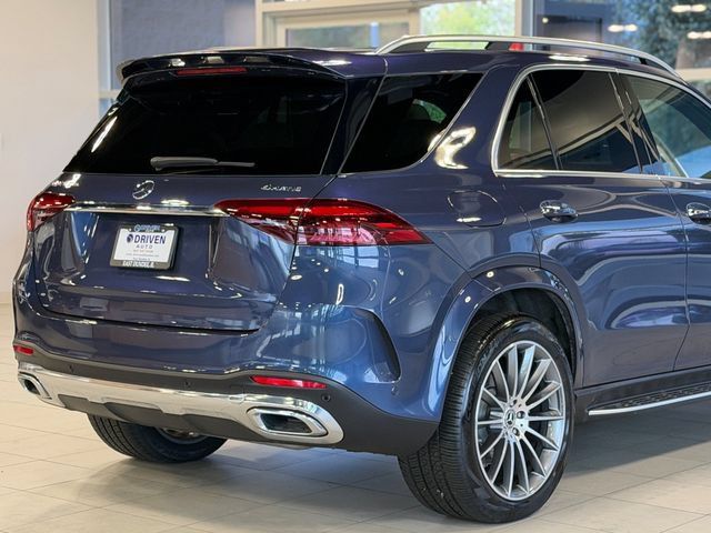 Used 2025 Mercedes-Benz GLE 450e 4MATIC w/ AMG Line Exterior image 11
