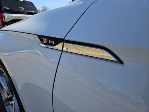 Used 2021 Audi A5 2.0T Premium image 10