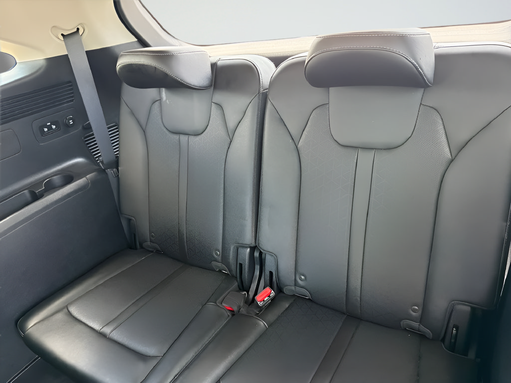 Used 2023 Kia Sorento EX FWD image 27