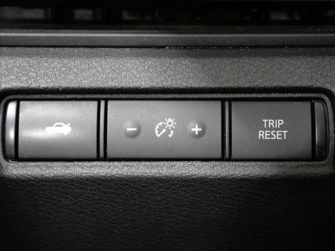 Used 2024 Nissan Altima 2.5 S FWD image 14