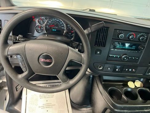 Used 2019 GMC Savana 2500 w/ Driver Convenience Package image 7