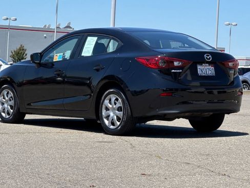 Used 2016 MAZDA MAZDA3 i Sport FWD image 7