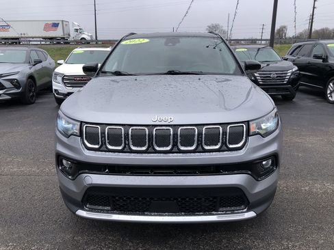Used 2022 Jeep Compass Limited image 16
