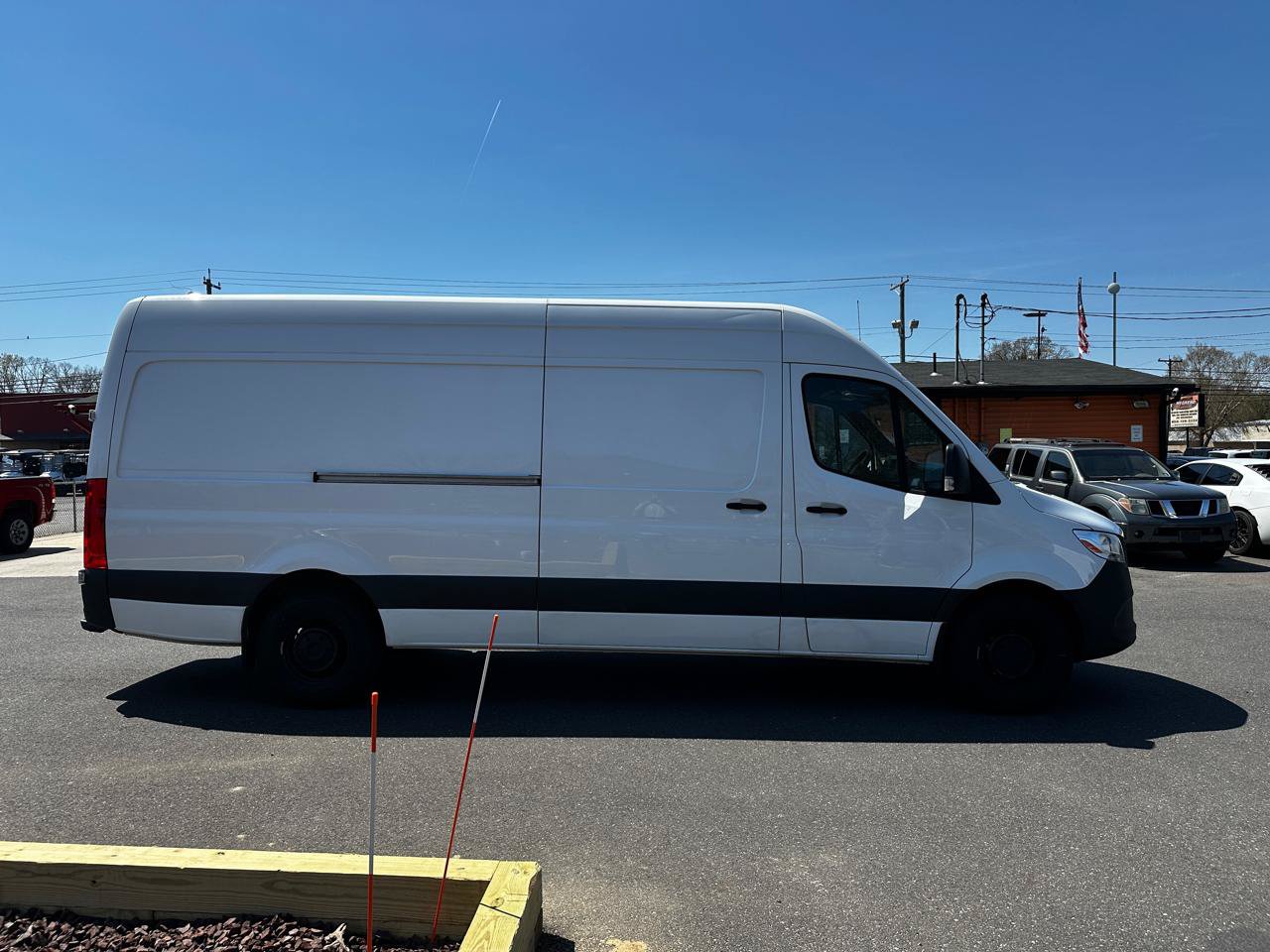Used 2023 Mercedes-Benz Sprinter 1500 image 4