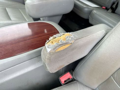 Used 2005 Ford F250 Lariat image 33