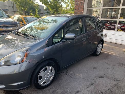Used 2013 Honda Fit image 8