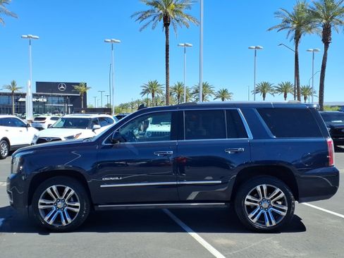 Used 2019 GMC Yukon Denali w/ Denali Ultimate Package image 7