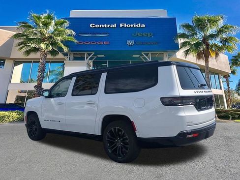 Used 2024 Jeep Grand Wagoneer L Series III w/ Rear Seat Video Group 1 AWD/4WD image 7