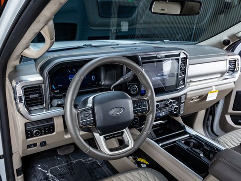 Used 2026 Ford F350 Platinum w/ Platinum Plus Package AWD/4WD image 17