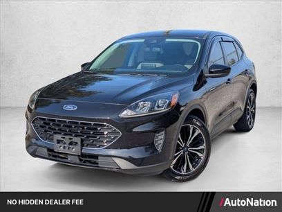 Used 2022 Ford Escape SE w/ SE Sport Appearance Package