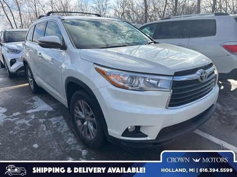 Used 2015 Toyota Highlander XLE image 1