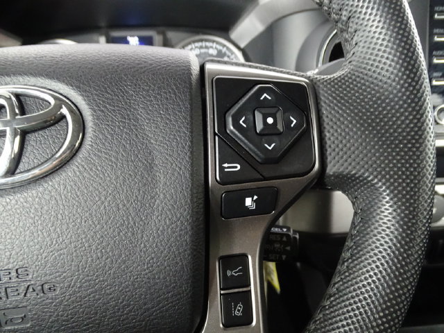 Used 2021 Toyota Tacoma SR5 RWD image 22
