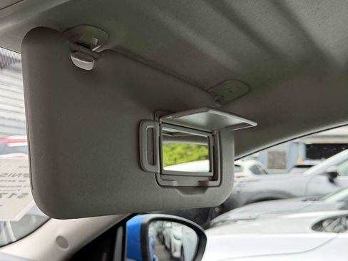 Used 2023 Nissan Sentra SV FWD image 32