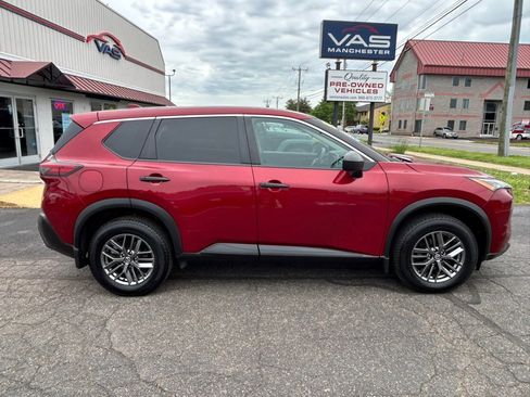 Used 2021 Nissan Rogue S AWD/4WD image 4
