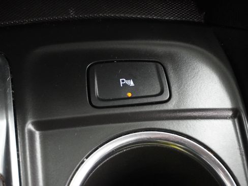 Used 2024 Chevrolet Equinox LT image 34