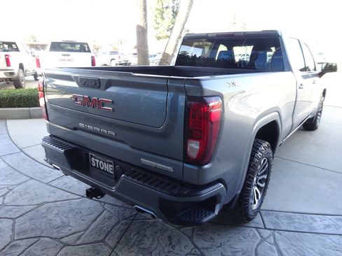 Certified 2020 GMC Sierra 1500 Elevation w/ Elevation Value Package AWD/4WD image 9