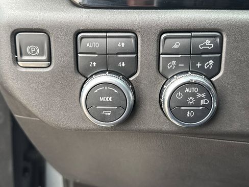 Certified 2023 GMC Sierra 1500 SLT w/ SLT Premium Package image 33