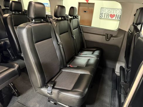 Used 2023 Ford Transit 350 XL RWD image 30