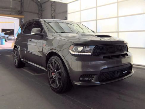 Used 2018 Dodge Durango SRT w/ Technology Group AWD/4WD image 2