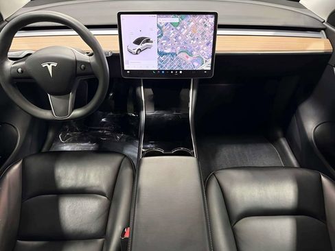 Used 2021 Tesla Model Y Long Range AWD/4WD image 28