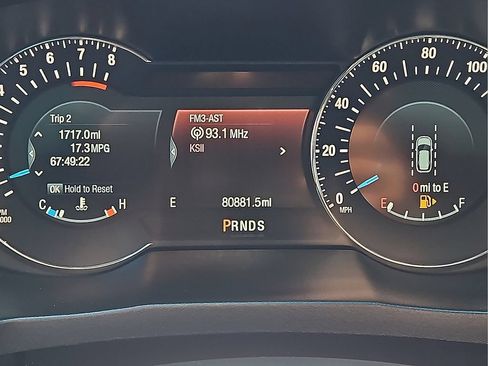 Used 2018 Ford Explorer Platinum AWD/4WD image 22