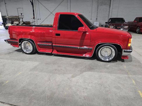 Used 1992 Chevrolet Silverado 1500 2WD Regular Cab image 18