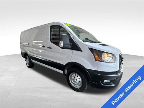 Used 2023 Ford Transit 150 Low Roof AWD image 3