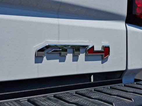 Used 2025 GMC Sierra 1500 AT4 w/ AT4 Premium Package AWD/4WD image 30