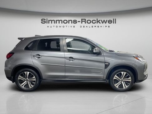 Used 2021 Mitsubishi Outlander Sport ES FWD image 6