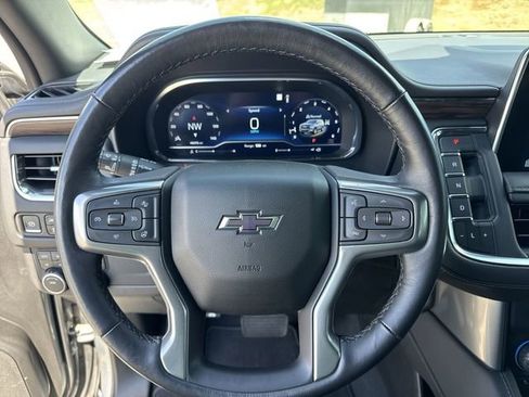 Certified 2023 Chevrolet Tahoe Z71 w/ Luxury Package AWD/4WD image 13