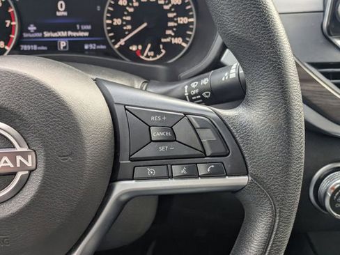 Used 2023 Nissan Altima 2.5 SV image 17