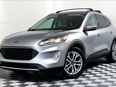 Used 2021 Ford Escape SEL FWD image 2