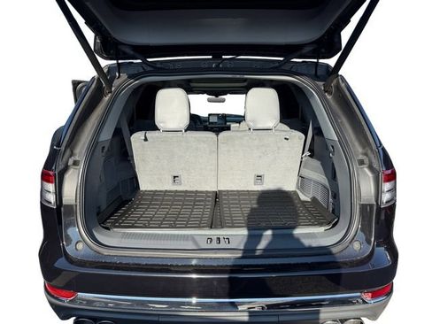 Used 2020 Lincoln Aviator Reserve w/ Equipment Group 201A AWD/4WD image 23