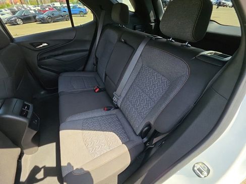 Used 2023 Chevrolet Equinox LT image 20