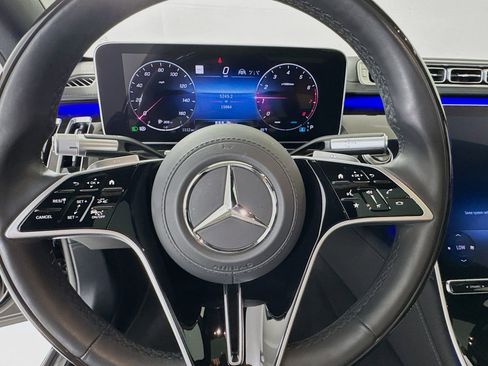 Used 2024 Mercedes-Benz S 580 4MATIC Sedan image 12