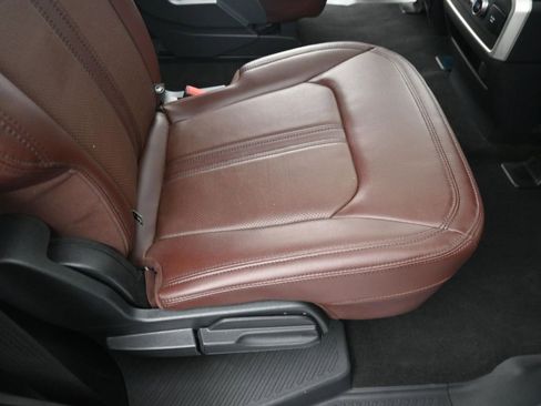 Used 2024 Ford Expedition Limited AWD/4WD image 29