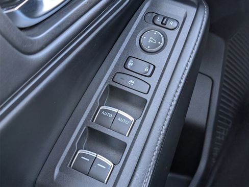 Used 2023 Honda Accord Sport image 12