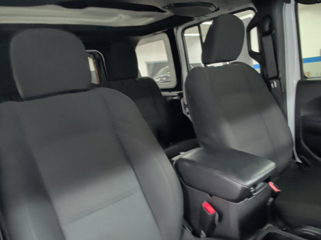 Used 2021 Jeep Wrangler Unlimited Sport AWD/4WD image 30