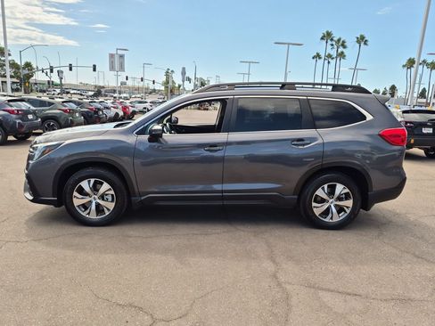 Certified 2023 Subaru Ascent Premium w/ Convenience Package AWD/4WD image 4