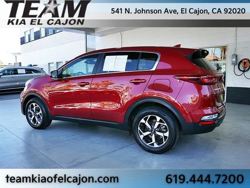 Used 2020 Kia Sportage LX image 7