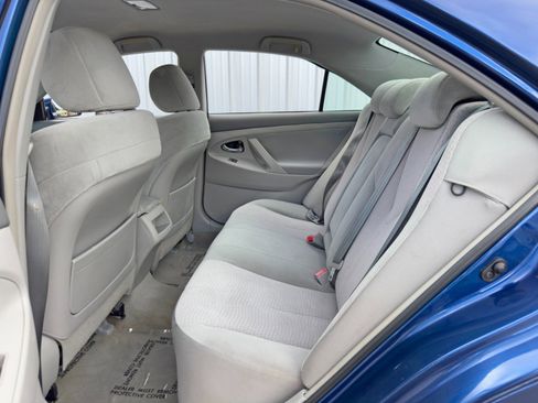 Used 2010 Toyota Camry image 33