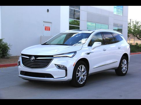 Used 2024 Buick Enclave Essence w/ Experience Buick Package image 1