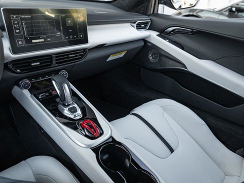 New 2026 Lotus Emira SE image 32