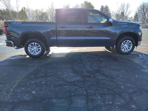 New 2026 Chevrolet Silverado 1500 LT image 2