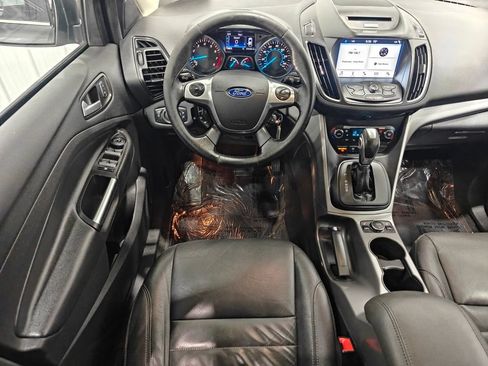 Used 2016 Ford Escape SE w/ SE Leather Comfort Package AWD/4WD image 4