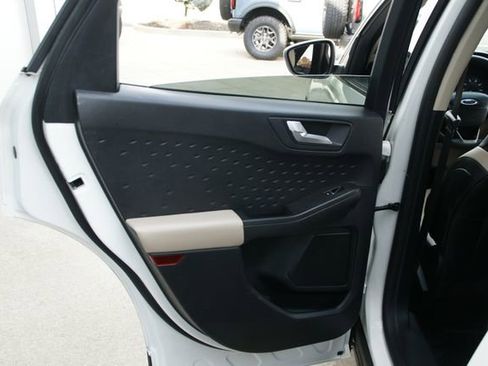 Used 2020 Ford Escape SEL image 27