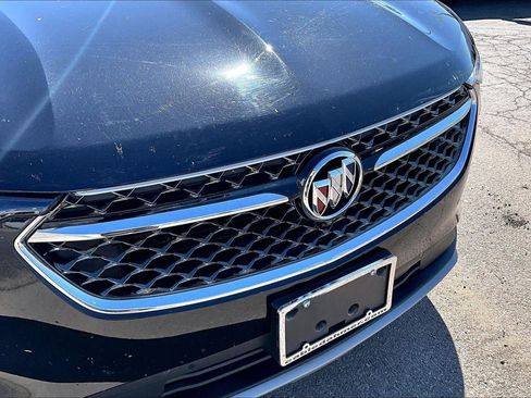 Used 2023 Buick Envision Avenir FWD image 3
